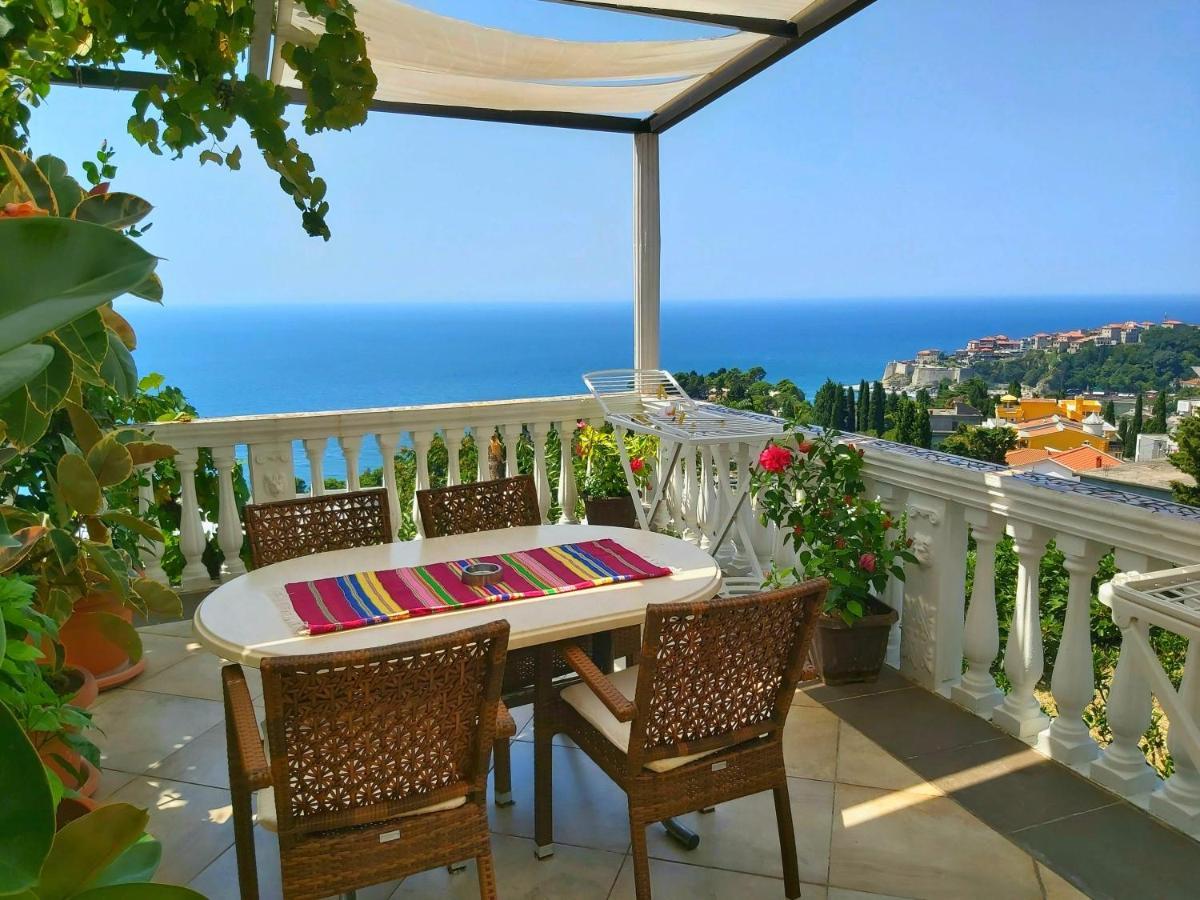 Sun Apartments Улцинь Экстерьер фото