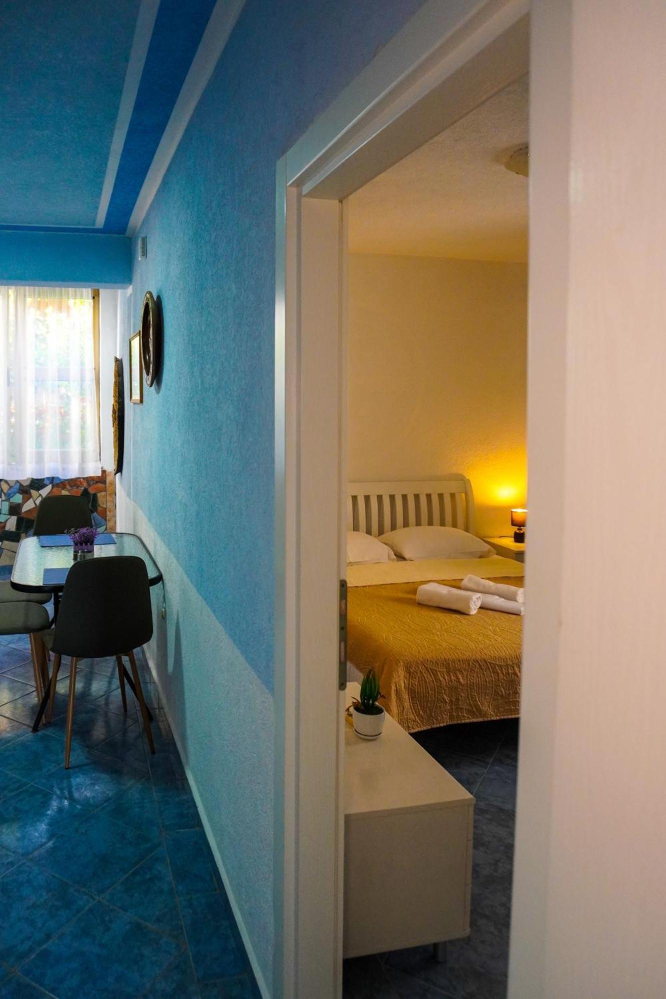 Sun Apartments Улцинь Экстерьер фото